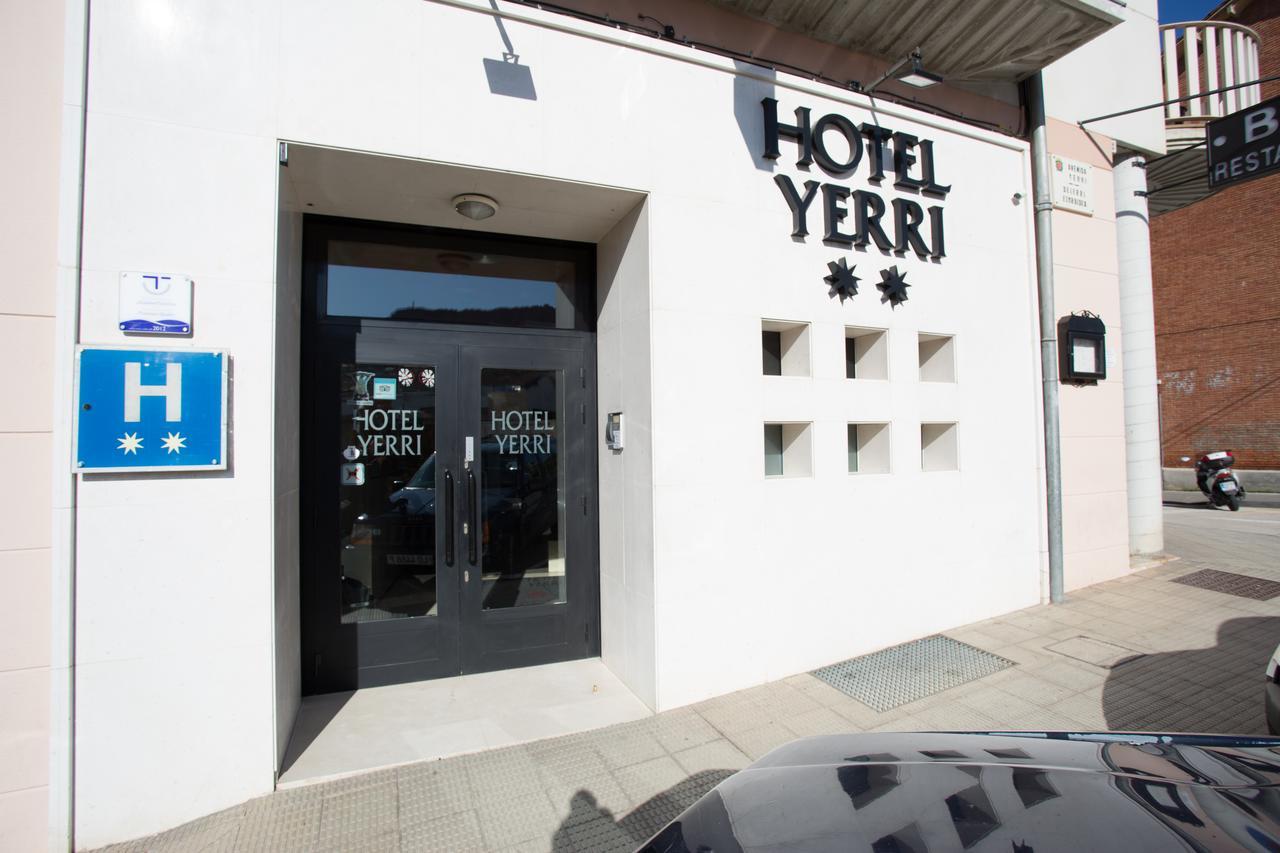 Hotel Yerri Естеля Екстериор снимка