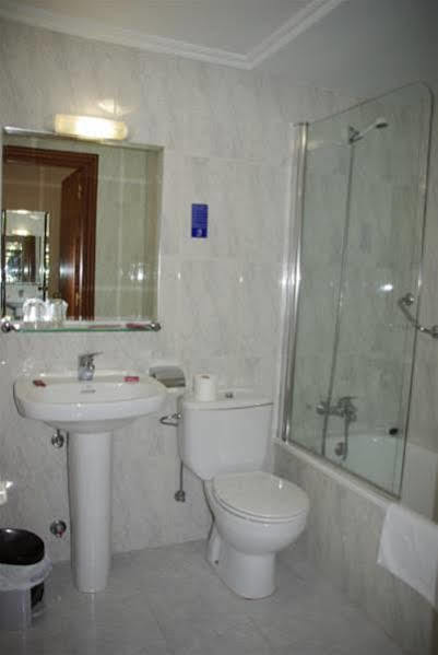Hotel Yerri Естеля Екстериор снимка